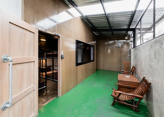 The Alley Hostel&bistro Ostello